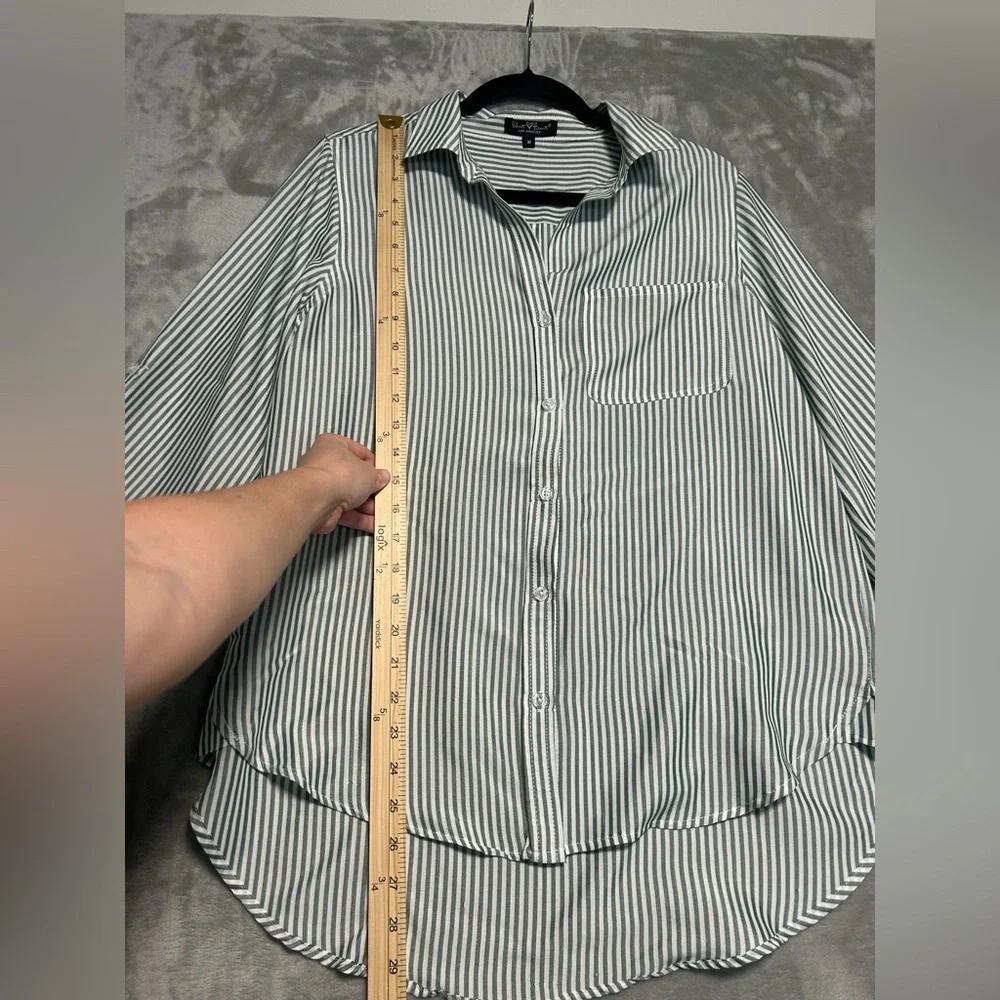 Velvet Heart Los Angeles Button Down Shirt Women’s Medium Green White Stripe